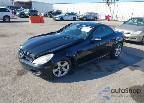 2008 Mercedes-Benz Slk 280 280 z USA, uszkodzony, nr VIN WDBWK54F48F183135